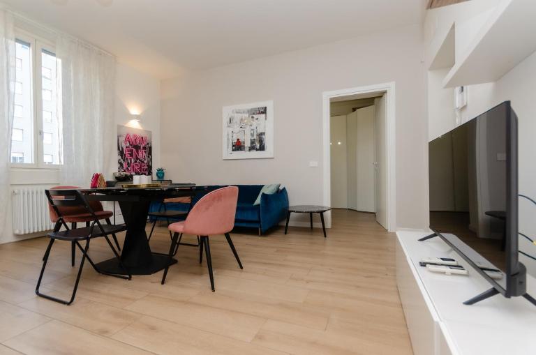 VivimiHome Modern Central Flat Bosco Verticale - B&B Milan