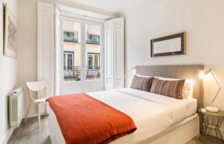 Waou Chueca III - Alquiler Corta Duración - Bed and Breakfast Madrid