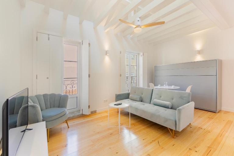 Alfama Fado Apartments - Bed and Breakfast Bicas