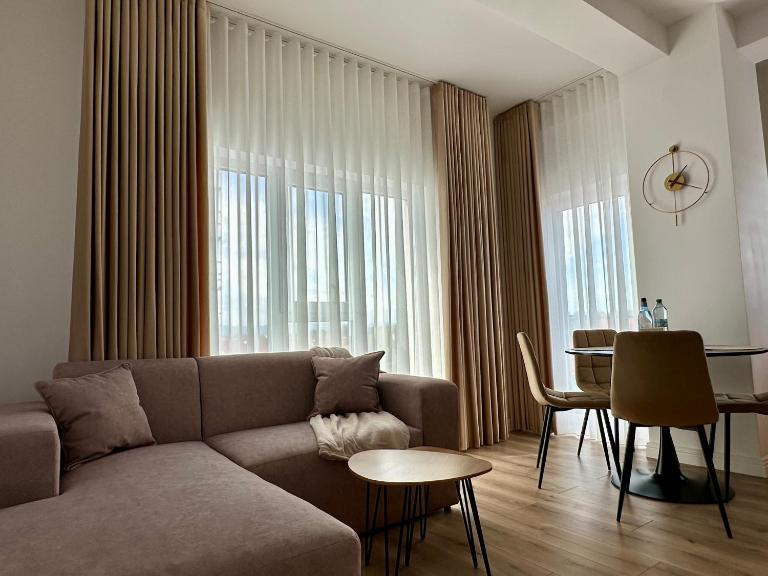 Cozy Apartment Radauti - Chambres d'hôtes Rădăuţi