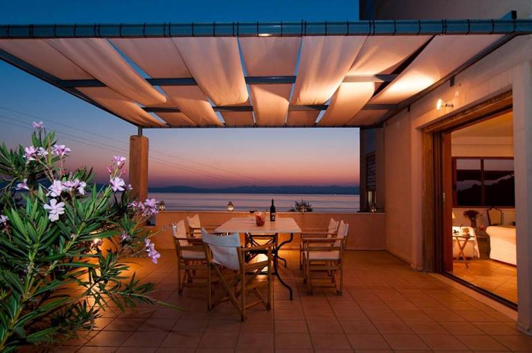 Mani Tower Villa - B&B Akrogiali