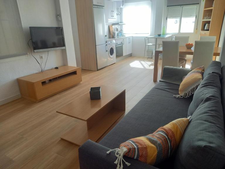 Newly renovated apartment 3 minutes from the beach - B&B Almería