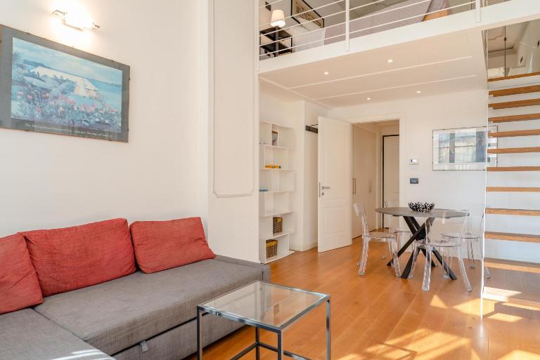 The great window by Toh Solution - Ferienwohnung Turin