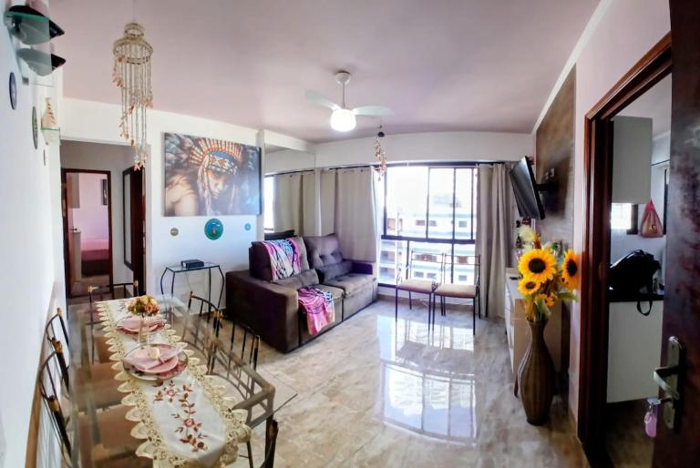 APARTAMENTO BOQUEIRÃO PRÉDIO FRENTE AO MAR COM GARAGEM WI-FI e AR - B&B Praia Grande