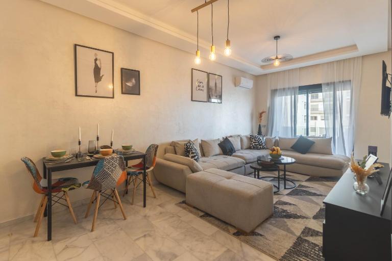 Studio chic et paisible avec piscine parc et plage - Chambres d'hôtes Aïn Harrouda