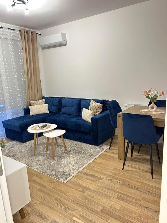 Apartman Maja - Ferienwohnung Budžak