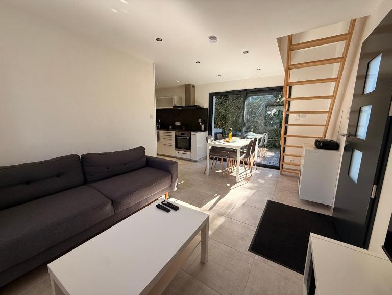 Maison à 50m de la plage et du sentier côtier GR34 au Cabellou - Ferienwohnung Concarneau