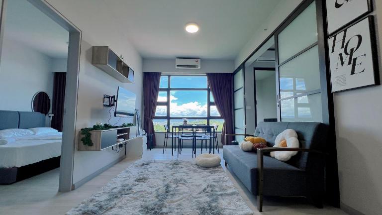 JQ D'Joyful Homestay 5 pax City SeaviewnHigh Floor LV29 - B&B Kota Kinabalu