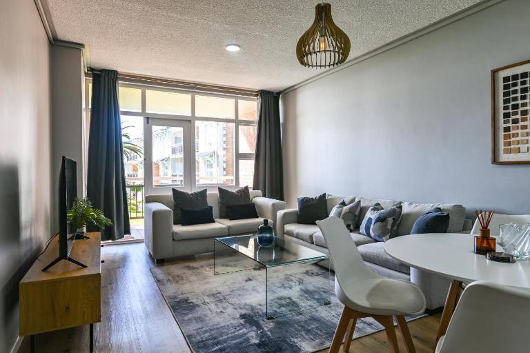 Unit 117 Brookes Hill Suites - B&B Port Elizabeth