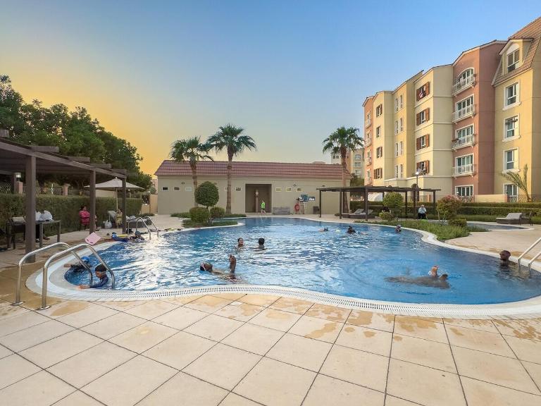 FIRST CLASS 1BR Stylish Escape , Near Metro - B&B Dubai