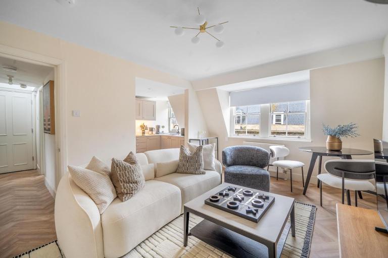 Central Bath Stay - Walk to Sites & Train Station - B&B Bath