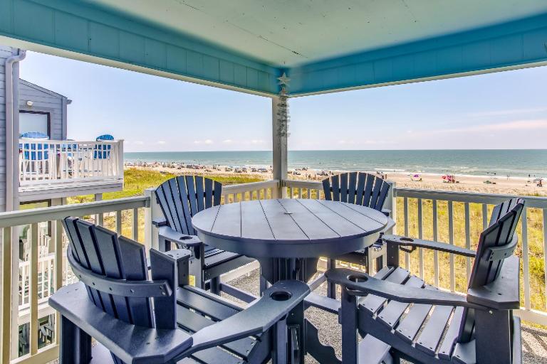Beachfront North Myrtle Retreat w/ Pool! - B&B Myrtle Beach