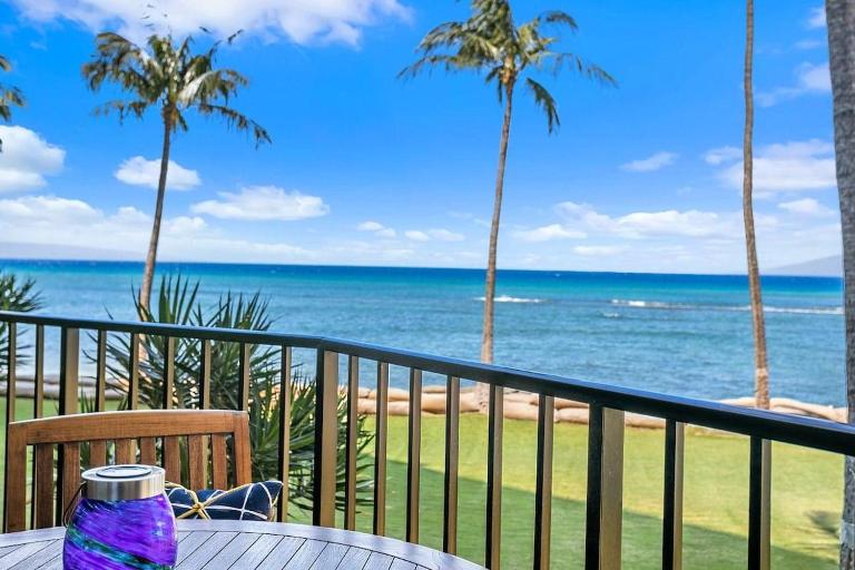 Valley Isle 204 · VI 204 Updated Coastal Chic OceanFront Ocean V - Ferienwohnung Kahana