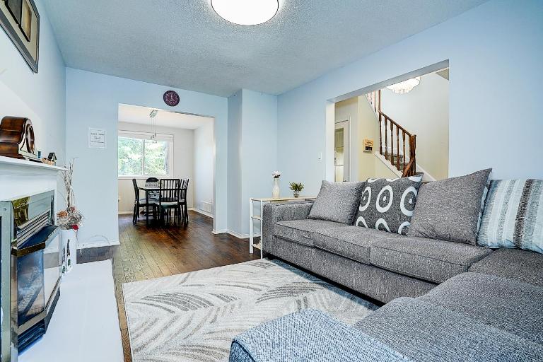 Winter Family Retreat-Snow Play & Ski Hills Nearby - B&B Barrie