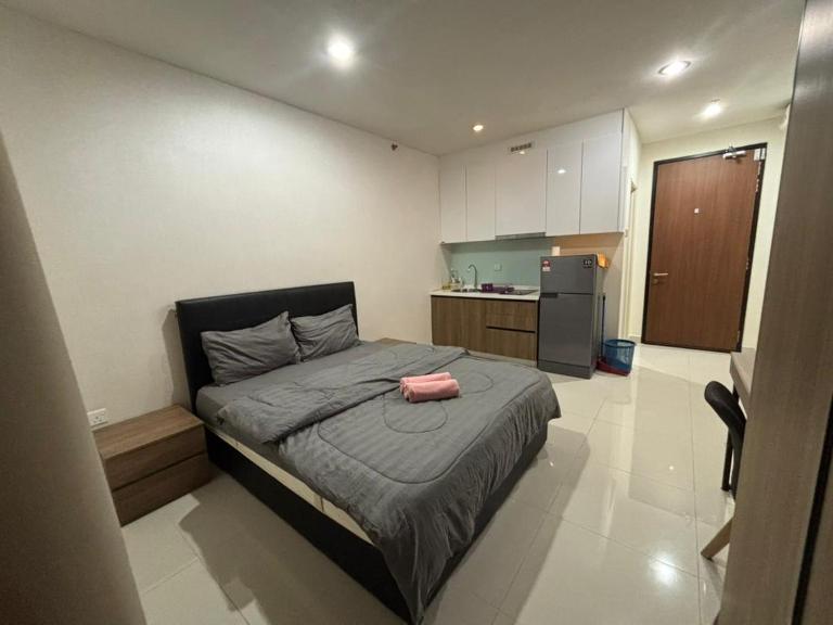 Charms Kozi Square - Bed and Breakfast Kuching