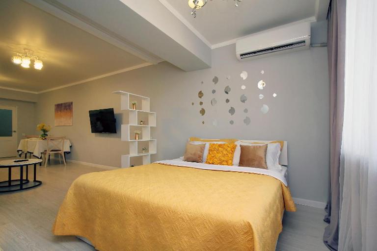 Комфортные апартаменты на Арбате, в центре Алматы - Bed and Breakfast Almaty