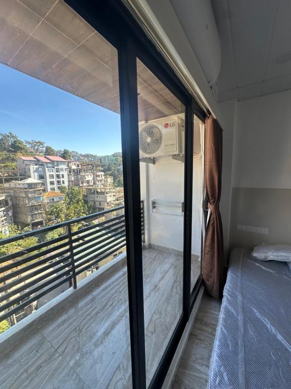 Cornerstone Suites - Bed and Breakfast Aizawl