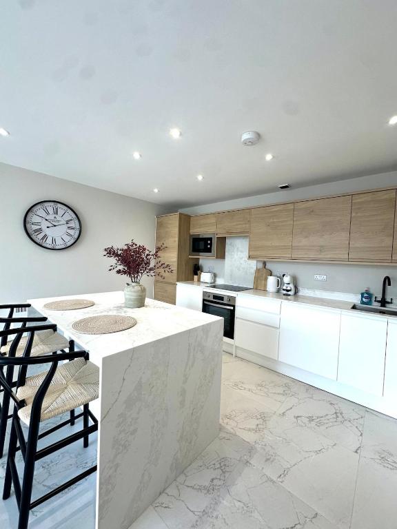 Newly renovated 1BD City centre escape - Chambres d'hôtes Cardiff
