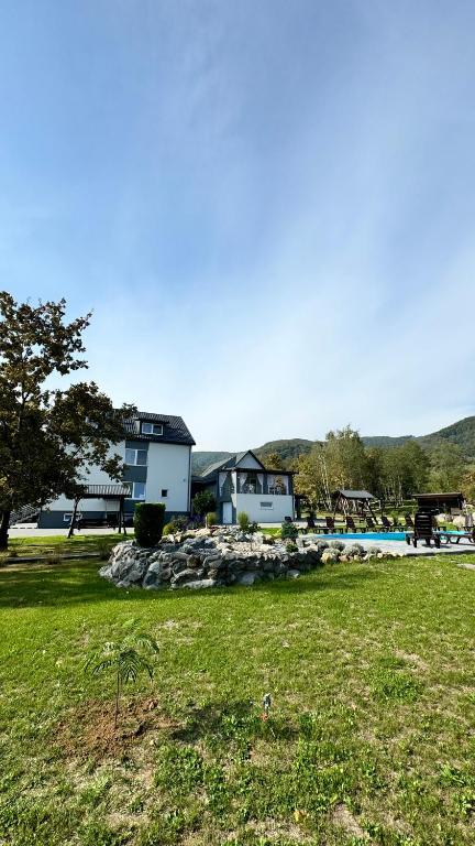 Bier House - B&B Velyatyno