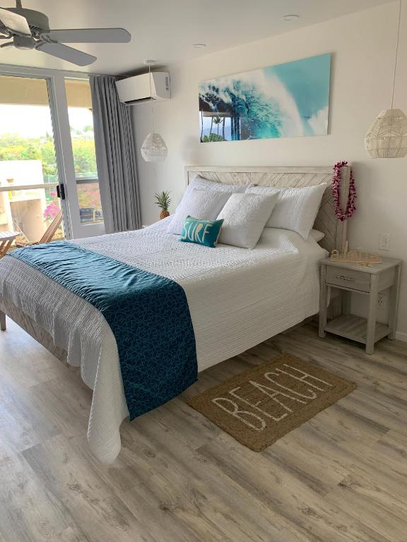 Chic Maui Studio Steps from Beach & Ocean - B&B Kīhei