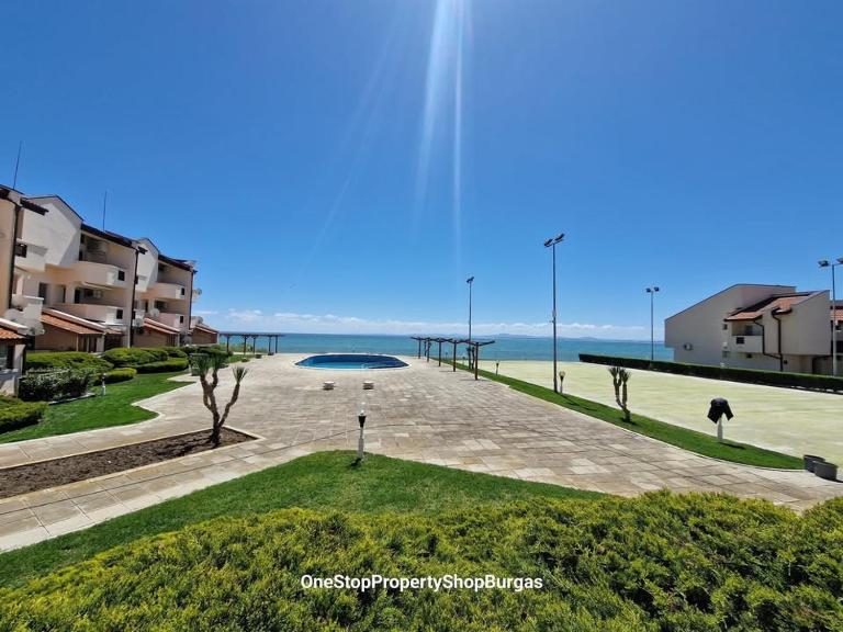 Ravda Holiday Village 1-bed seaview apartment - Chambres d'hôtes Ravda
