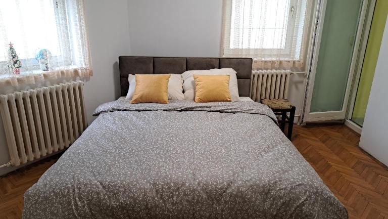 Stan na dan centar 2 - Ferienwohnung Novi Sad