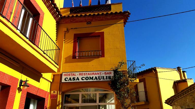 Hostal Restaurant Casa Comaulis - B&B la Vajol