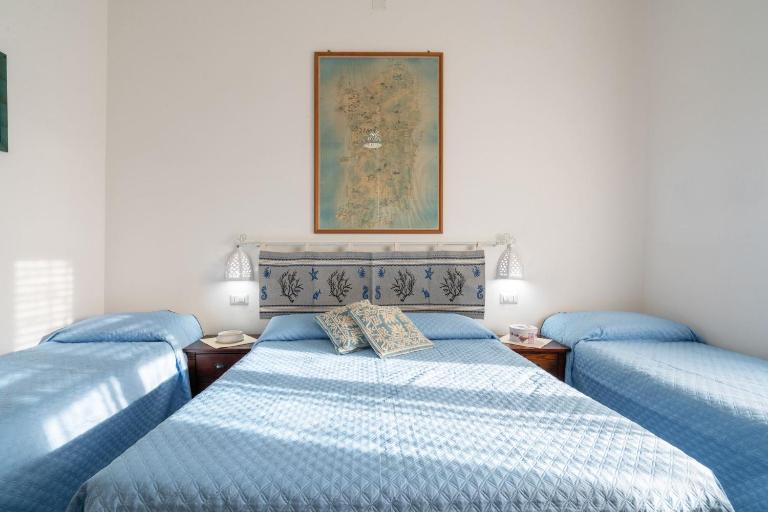 Cagliari Central Rooms With Port View - Bed and Breakfast Cagliari