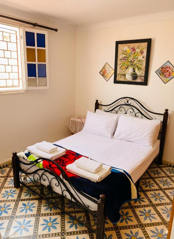 Cozy Apt - 15 Min Walk to Beach & 100 Mbps Wi-Fi - Bed and Breakfast Essaouira