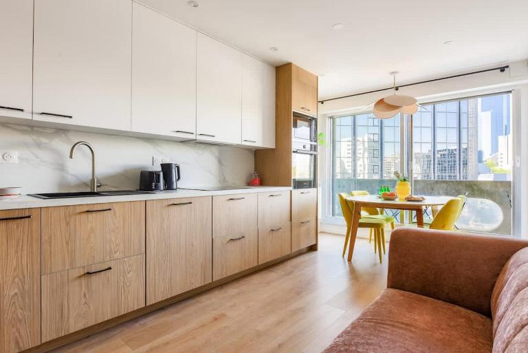 Grand 5 Chambres Paris La Defense - B&B Courbevoie