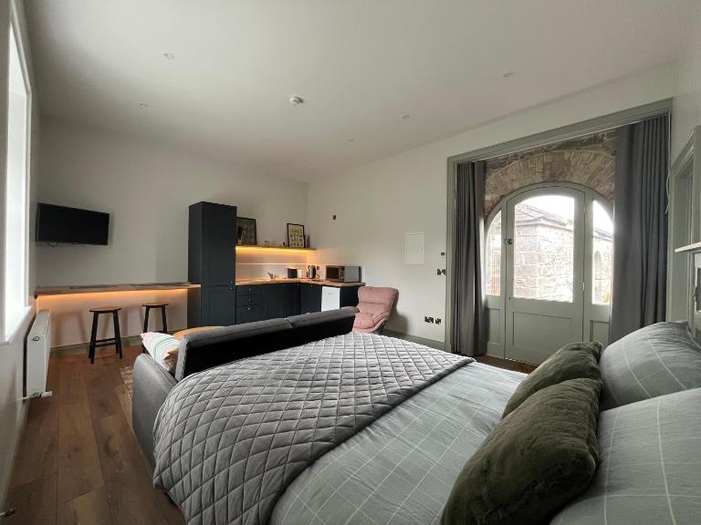 Crossdrum Courtyard Accommodation - Chambres d'hôtes Oldcastle
