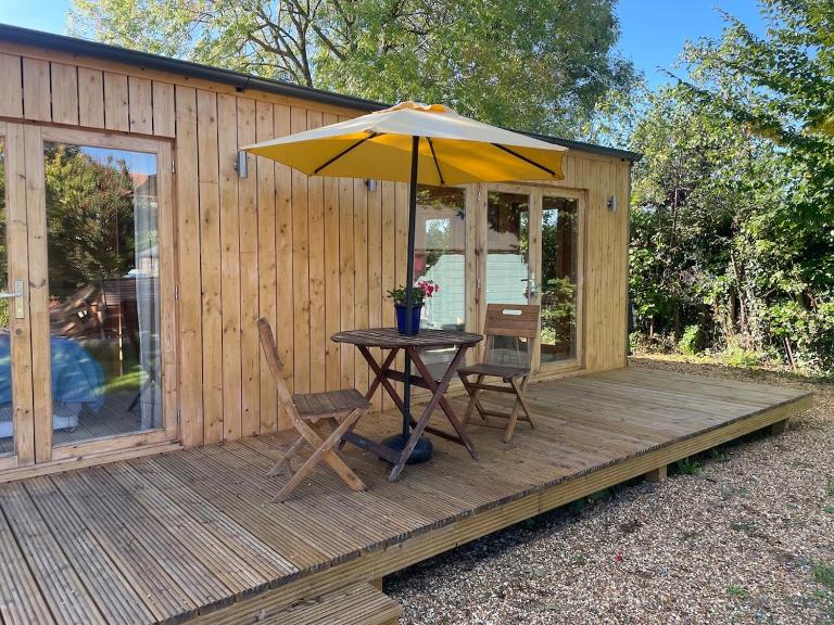 The Cabin at Box Cottage - Chambres d'hôtes Somerton