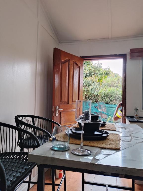 Karen Cottage with Private Garden WiFi - B&B Nairobi
