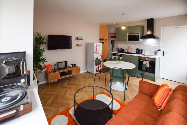 La Rétro-Capsule - 2 chambres & parking - Ferienwohnung Rouen