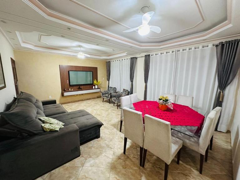 Casa Grande para até 13 pessoas em Aparecida-SP - Chambres d'hôtes Aparecida