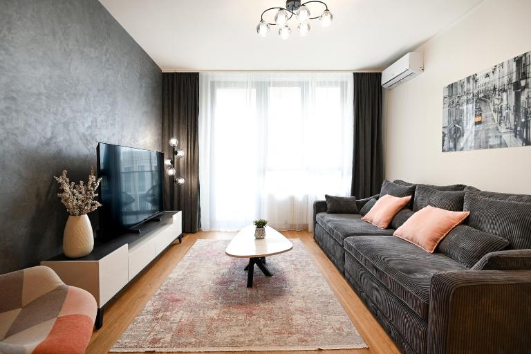 Modern LINA Apartment at Belgrade Waterfront Garage - B&B Belgrado