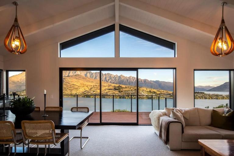 Korimako - A Luxe Sunrise Lane Gorgeous Retreat - Ferienwohnung Queenstown