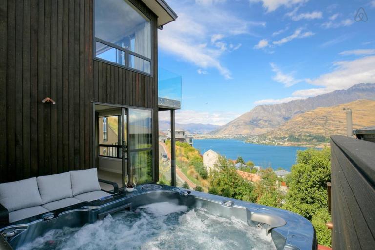 Birch Haven Spa and Views - Bed and Breakfast Queenstown