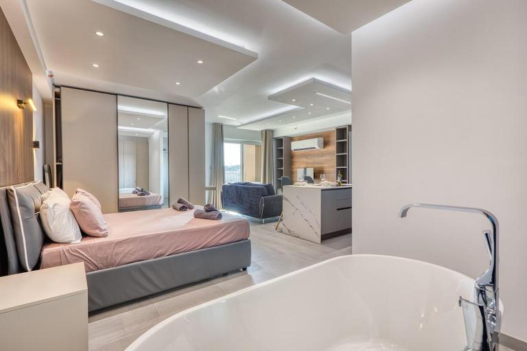 Offshore Suites Apartment in St Julians Centre - Chambres d'hôtes San Ġiljan