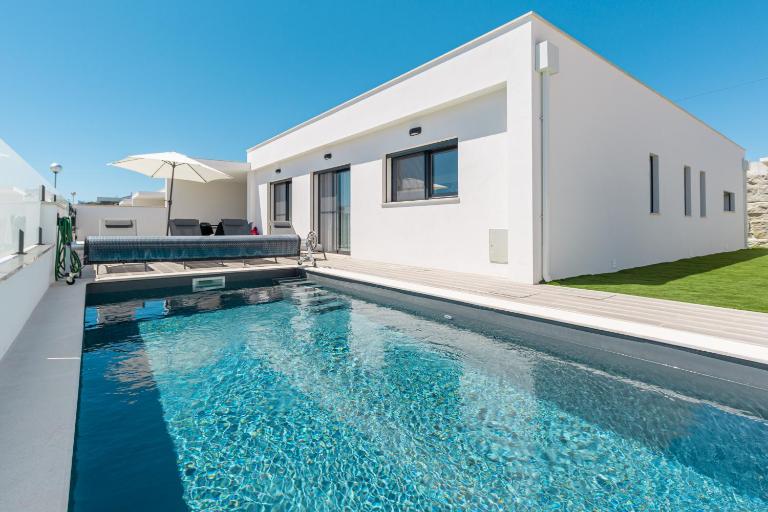 Villa Laura with private swimming pool - B&B Lourinhã