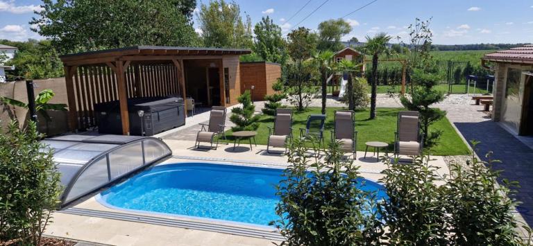 Kapitány MP Art Luxury Apartman - B&B Balatonboglár
