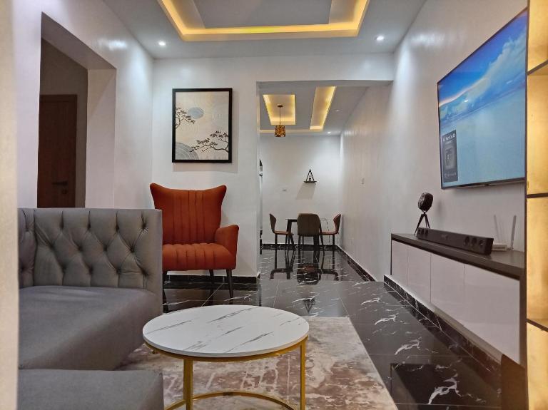 Bextro Suites Magodo Phase 1 Cozy 2 Bedroom Apartment with Washing Machine - B&B Asere-Oke