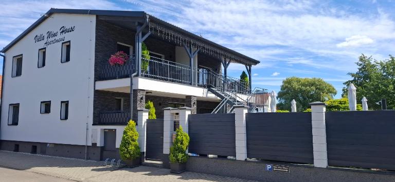 Villa Wine House - Chambres d'hôtes Hrušovany nad Jevišovkou