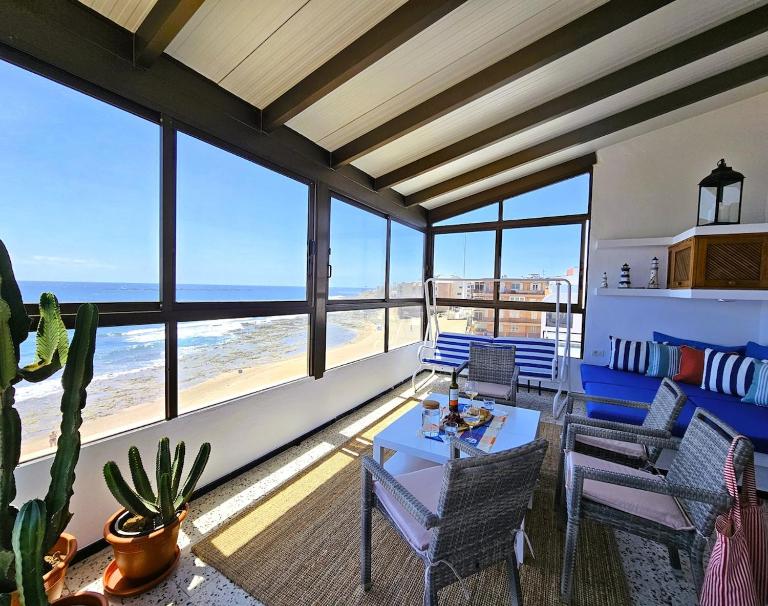 La Gaeta 1,Views above the Ocean - B&B Telde