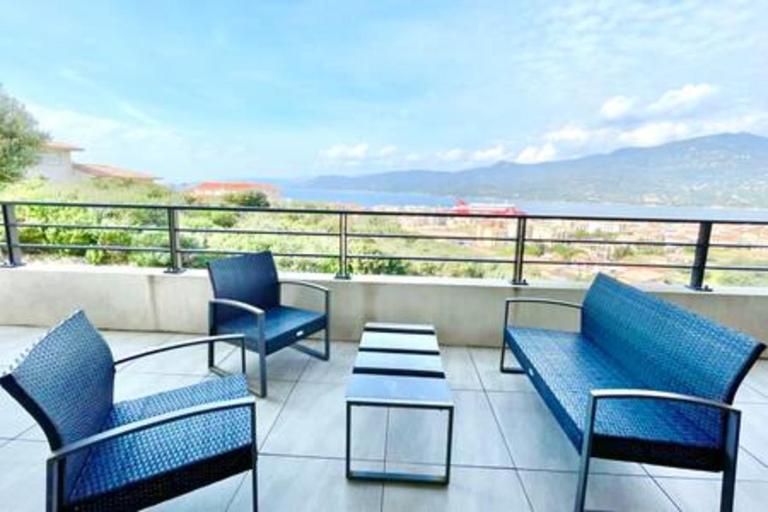 Corsica Apt Sea View AC Parking - Bed and Breakfast Propriano