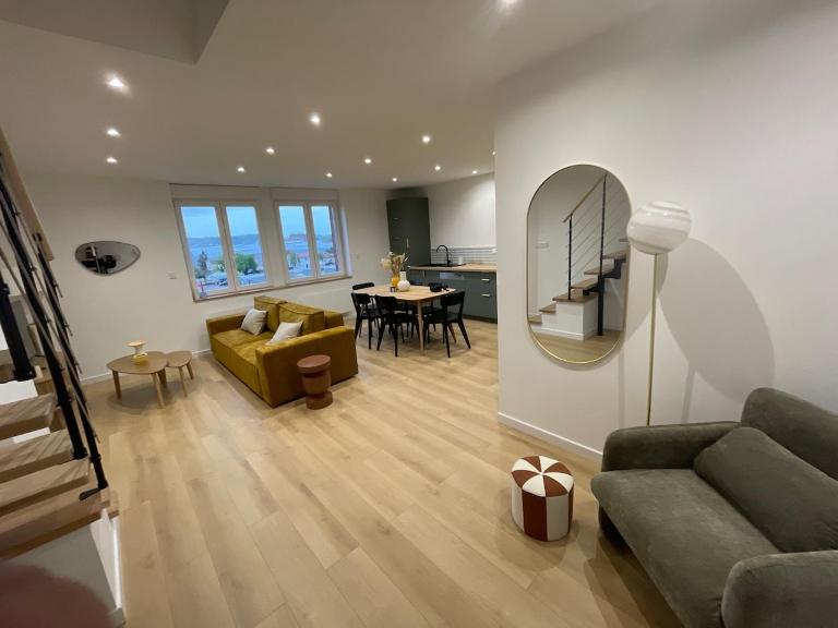 Duplex appartement 70 m2 - Bed and Breakfast Champigneulles
