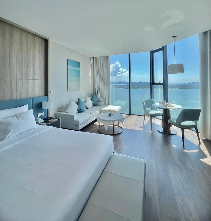 À La Carte Ha Long Studio Apartment- Sea View Room - B&B Hạ Long
