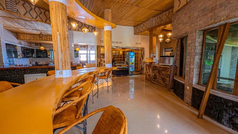 La Roca - B&B Kiryi Hill