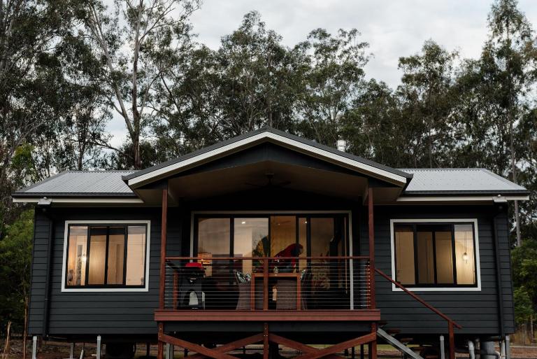 Tuckeroo Cottages - Rosella Cottage - B&B Rathdowney