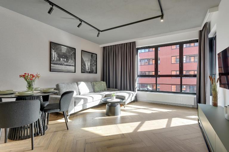 DOKI Living by Q4Apartments Parking & Foodhall - B&B Danzica